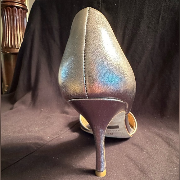 🩷Badgley Mischka Silver Peep-Toe 3” Heels- - Picture 3 of 12